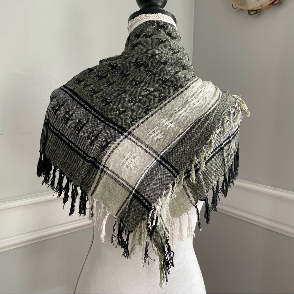 Vintage Scarf Chic Black and Gray Woven Shawl by Ben Goodman T Pattern Retro 90s